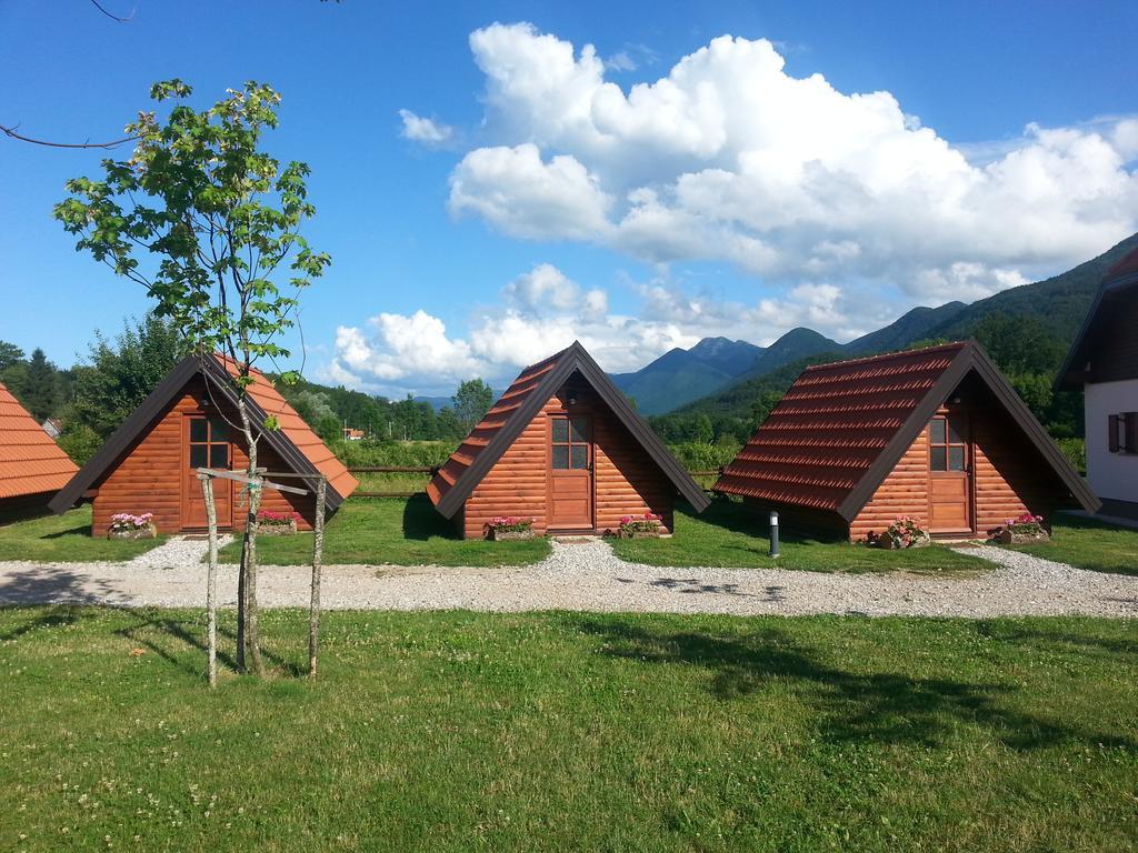 Bungalows Rizvan City Brusane Quarto foto